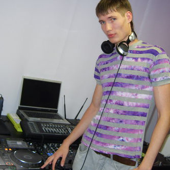 DJ Cema 32